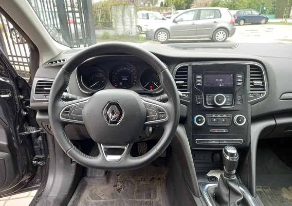 Renault Megane cena 47900 przebieg: 117000, rok produkcji 2020 z Warszawa małe 407